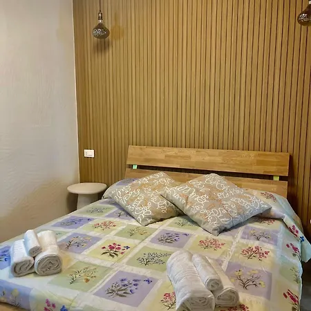 Pupa1824 Casedamare Guest house *